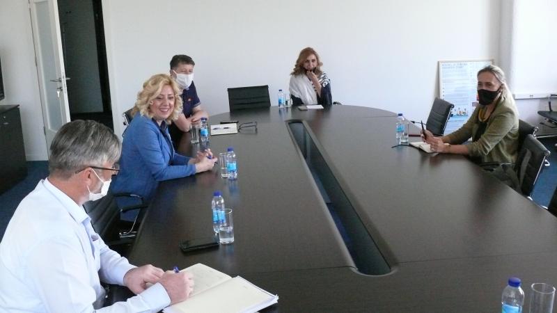 Ministrica Đapo razgovarala s predsjednicom Odbora za prostorno uređenje, stambeno-komunalnu politiku, ekologiju i turizam Parlamenta FBiH Nasihom Pozder